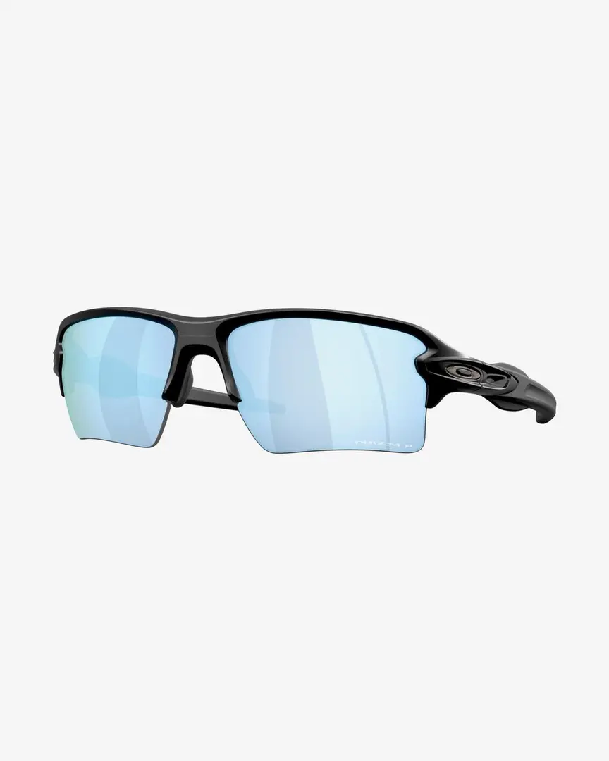 Matte Black · Prizm Deep Water Polarized