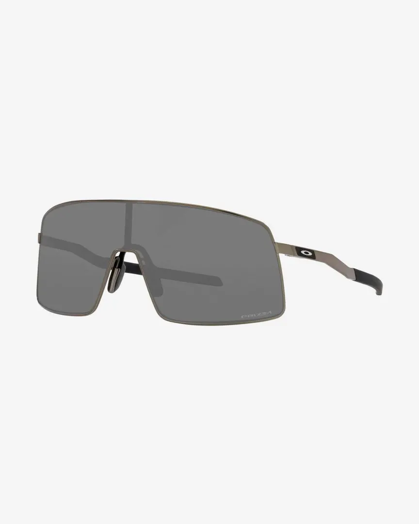Matte Gunmetal · Prizm Black